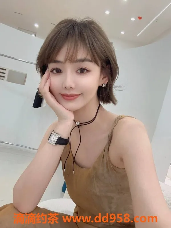 常州外围-常州山茶花｜167cm纯新人，90斤完美身材