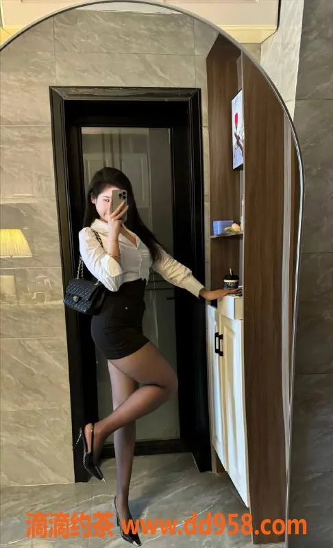 惠州楼凤-惠城区芙蓉，166cm，55kg，25岁