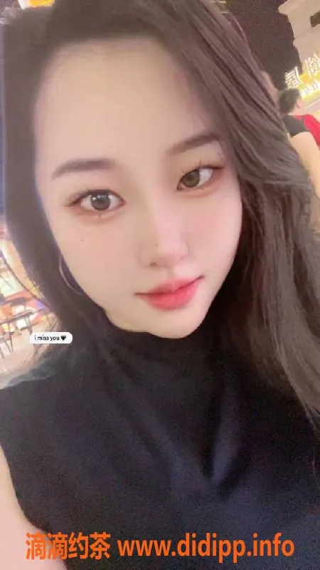 深圳楼凤资源信息,龙岗年年，28岁166cm，胸围C，超值服务等你体验！