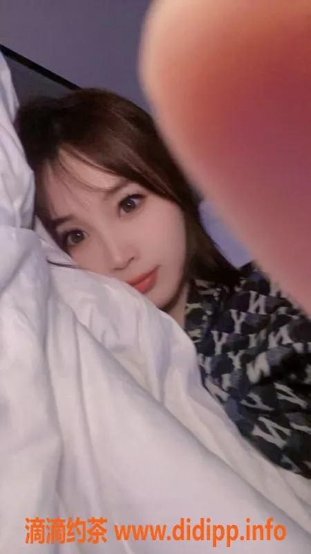 惠州楼凤-麦地芳芳，168cm身高，47kg超值服务