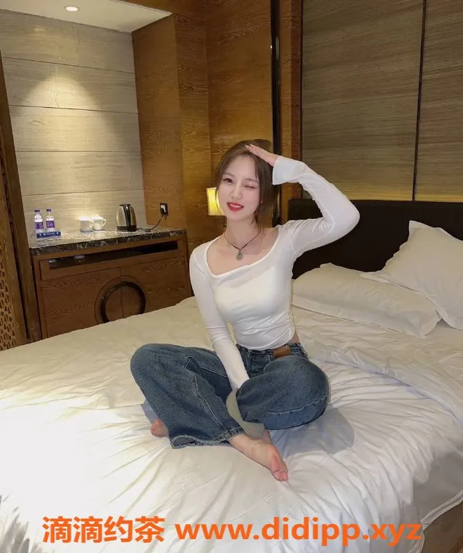 青岛楼凤-市北23岁甜甜，白嫩皮肤，甜美可爱