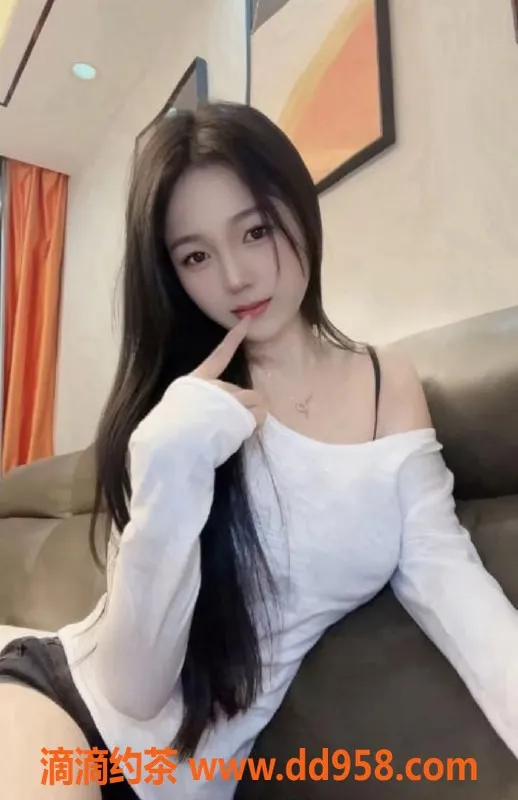 常州楼凤-武进超高颜值小姐姐，身材迷人，价位合理