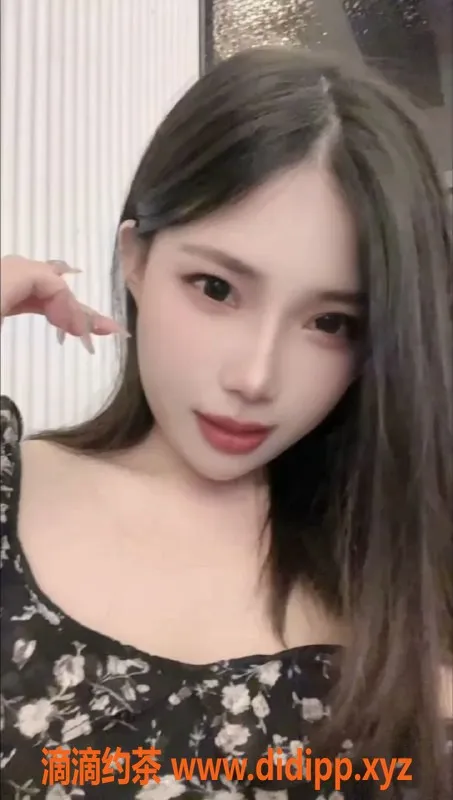 深圳楼凤-福田小甜心，视频认证，超值600p体验