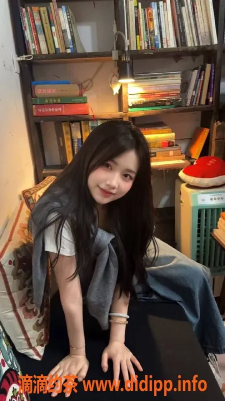 常州楼凤-常州媛媛，22岁，160高，97重，600P起