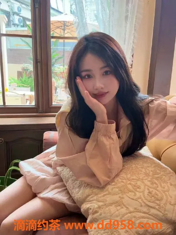 常州楼凤-常州媛媛，22岁，160高，97重，600P起