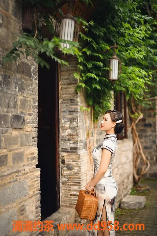 绍兴楼凤-越城区赵灵儿，159cm C罩杯，服务多样仅666起！