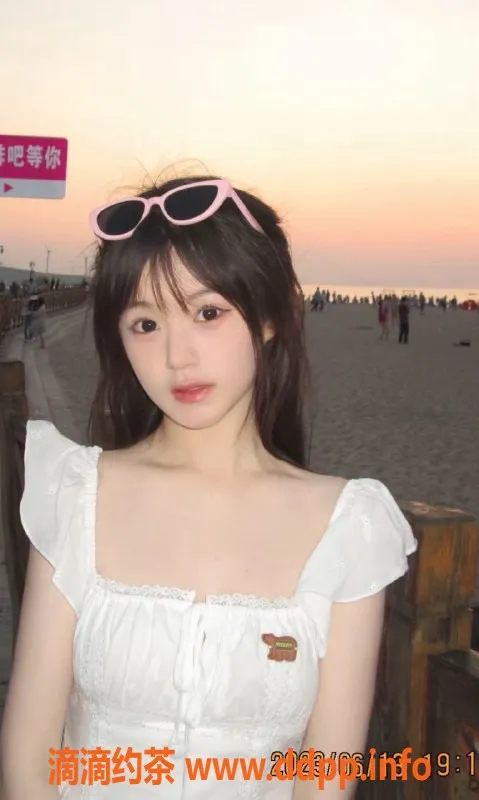 常州楼凤-武进嫩妹蛋蛋后果冻，165高92斤，600元起服务