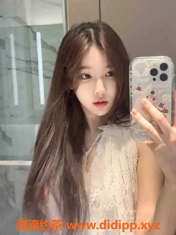 常州外围-常州高素质山茶花，172身高，完美服务