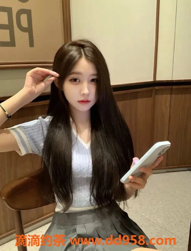 常州楼凤资源信息,武进萌萌：163身高，92斤嫩妹陪浴服务