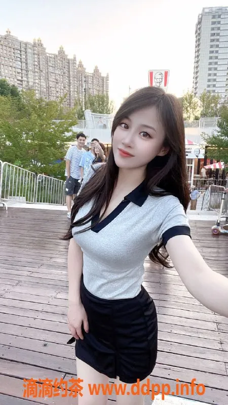 温州楼凤-瓯北朵儿，165大奶制服模特，超棒服务体验