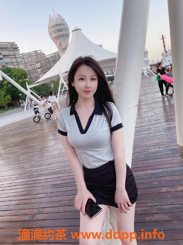 温州楼凤-瓯北朵儿，165大奶制服模特，超棒服务体验