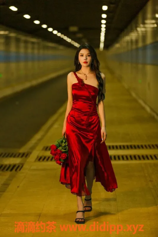 温州抓龙筋-瓯北安琪，166大奶御姐，制服服务等你来享受