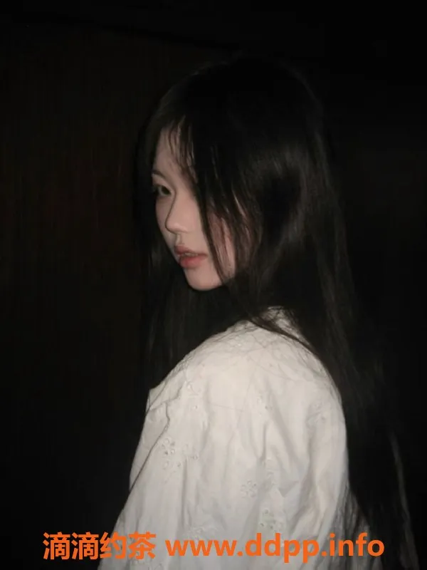 常州楼凤-常州妍妍，20岁168高挑美女，服务良心价600P