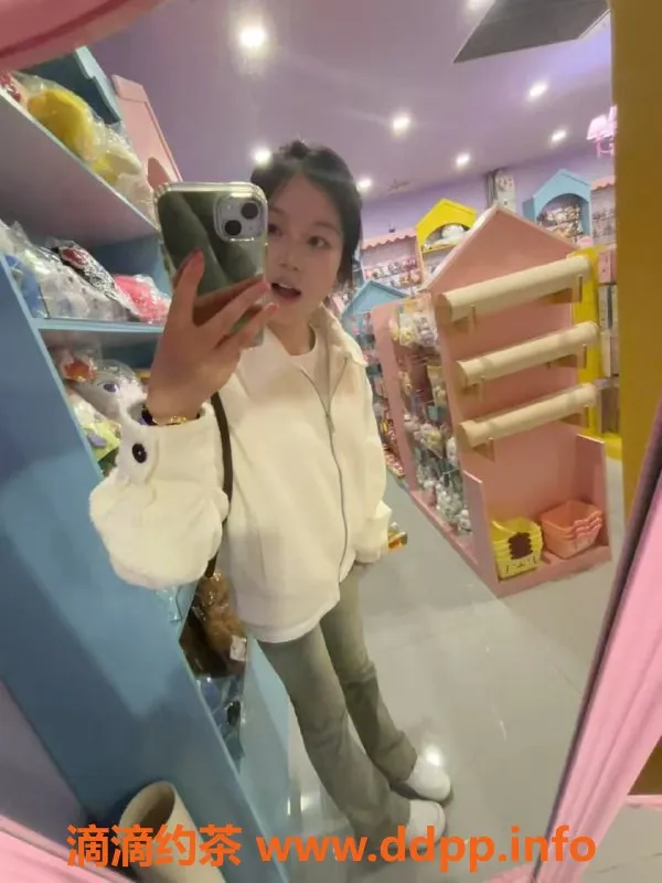 常州楼凤-常州妍妍，20岁168高挑美女，服务良心价600P