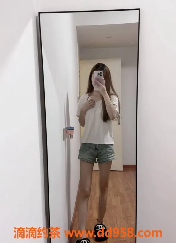 惠州楼凤资源信息,惠阳22岁小啦啦，600元精彩服务等你来享受！