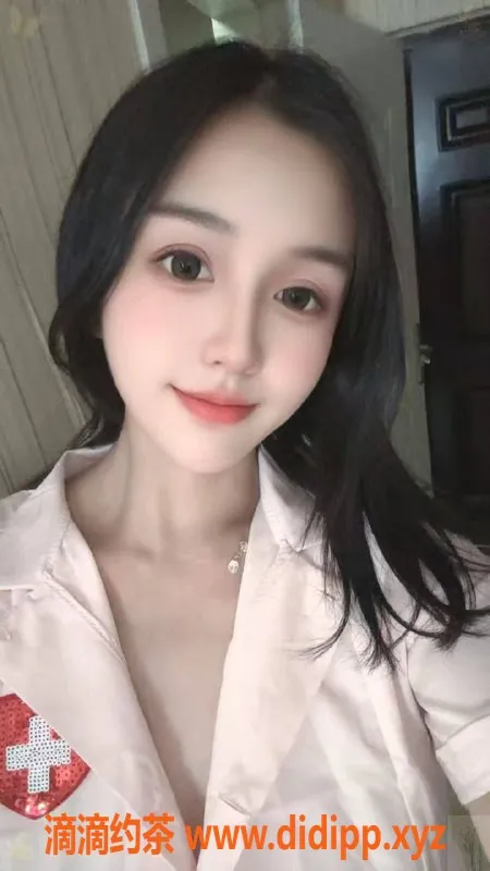 青岛楼凤资源信息,米乐：165CM 50kg 性感外卖员陪伴服务