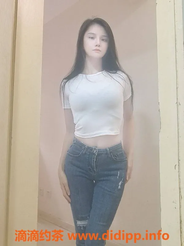 中山楼凤-东区喔呀，25岁，服务精彩，水费合理