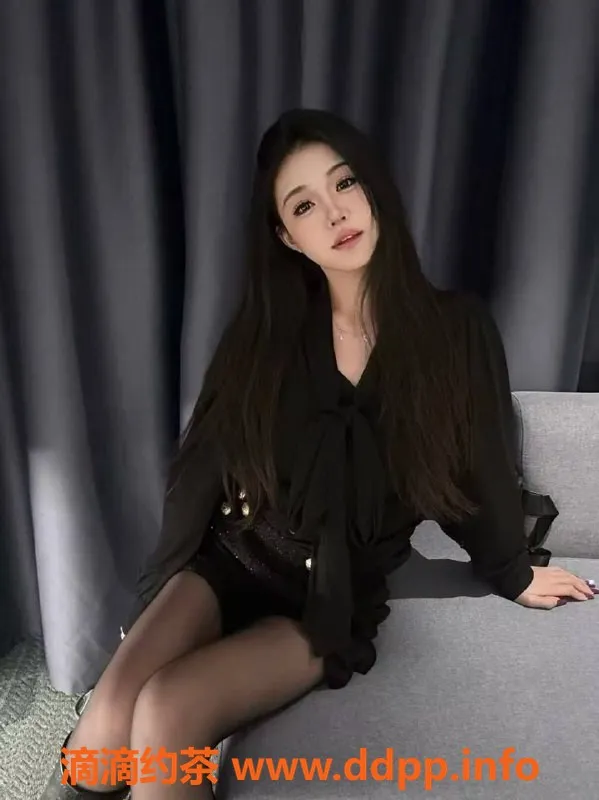 青岛楼凤-青岛玖儿，轻度SM 6张起，反差黑丝诱惑