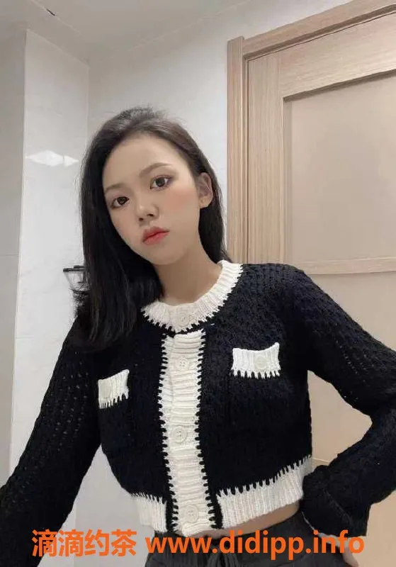 广州楼凤-黄埔欣欣，21岁，166cm，36C，超值服务