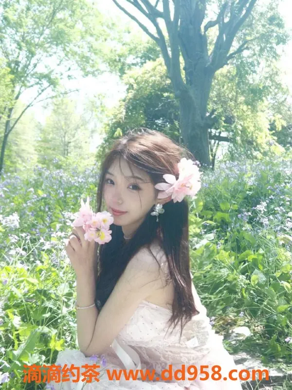 常州楼凤资源信息,常州夕夕，22岁，身高162，百搭服务