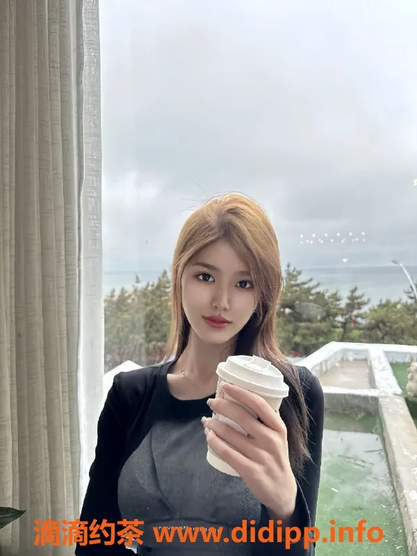 深圳楼凤资源信息,福田小彤，1900元/次，服务超赞！