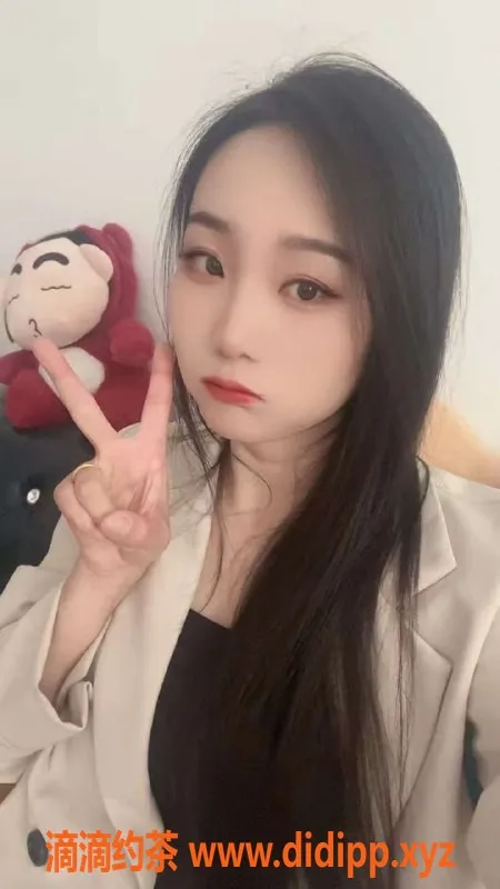 广州楼凤-白云安琪，26岁165cm，热情服务，茶水费合适