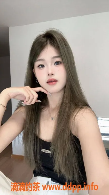 东莞楼凤-常平甜甜，优质服务700起，性感迷人
