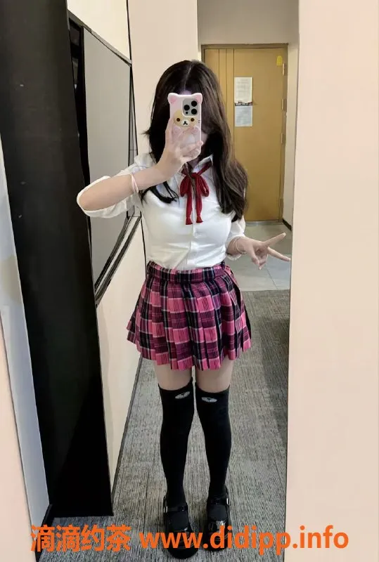 常州楼凤-常州小丸子，19岁158CM，胸围C，600P起