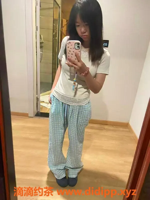 宁波楼凤-海曙区小凤，胸围98，约会体验不容错过