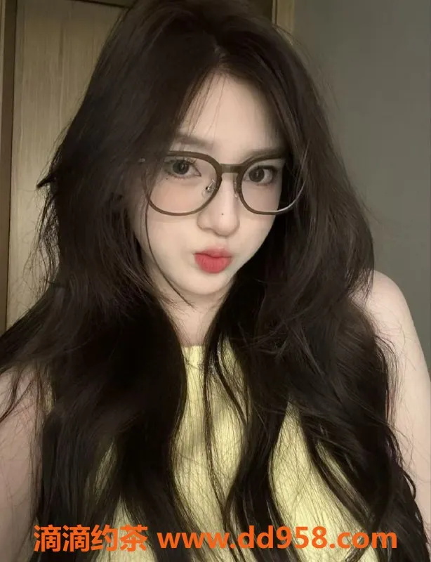 珠海楼凤-斗门小妮，甜美可人，身高170，年龄22