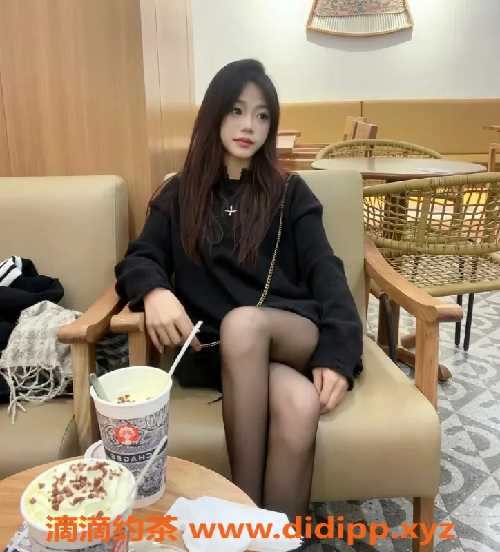 珠海楼凤-坦洲飘飘，160cm、50斤，热情服务等你来体验！