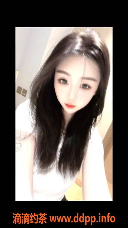 青岛楼凤-市北清纯学妹纯纯，18岁168cm全能兼职