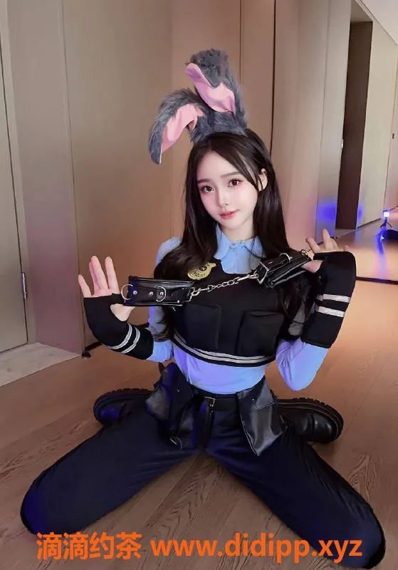 杭州spa会所-余杭区22岁可爱小姐姐，身高160，水费998