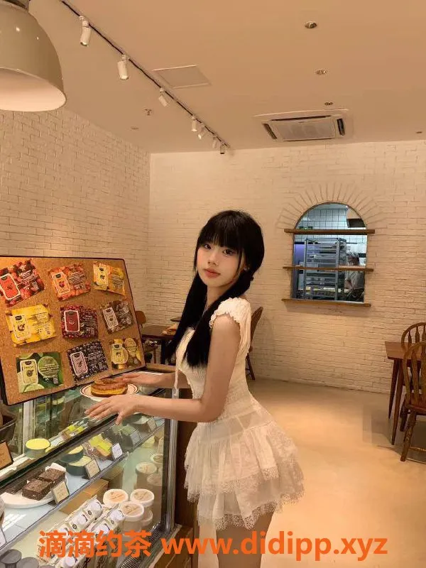 南通楼凤-南通苏苏，165cm B杯，水费800元