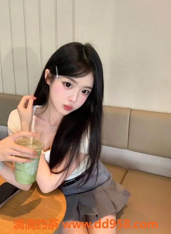 青岛楼凤-市北灿灿，18岁161cm C➕，98起，服务优质