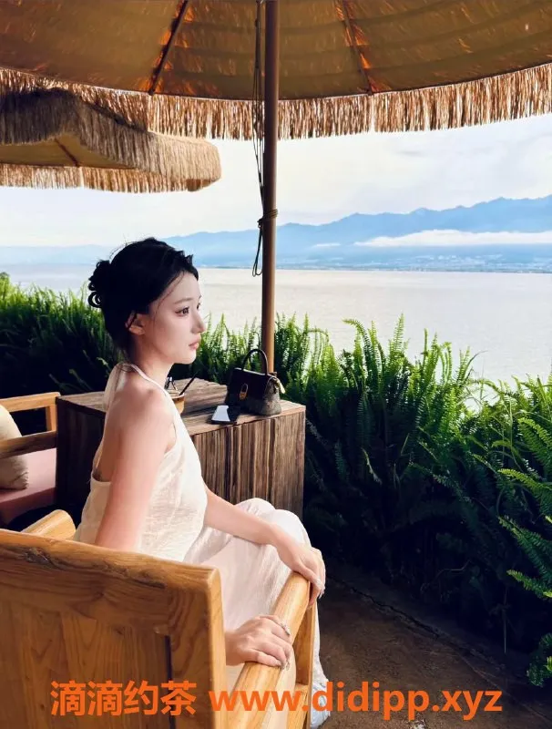 赣州楼凤-章贡区雪雪，超级白，服务多样