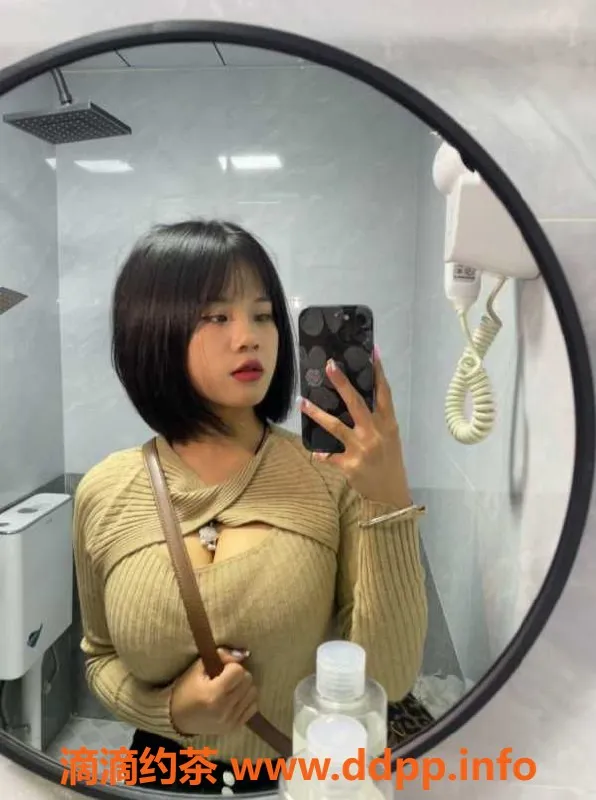 广州楼凤-花都软糯小果冻，21岁，160cm，34D体验