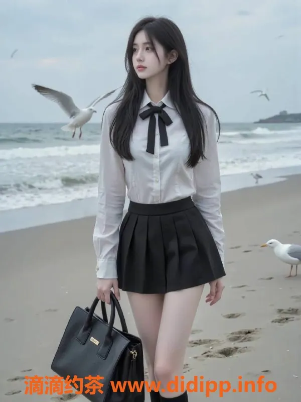 青岛楼凤-妲己 24岁 168高 51重 34C，温柔细致