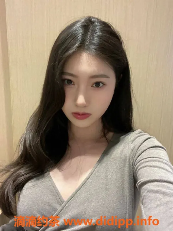 温州楼凤-瓯北热情服务系美女玫瑰，丰满大奶诱惑