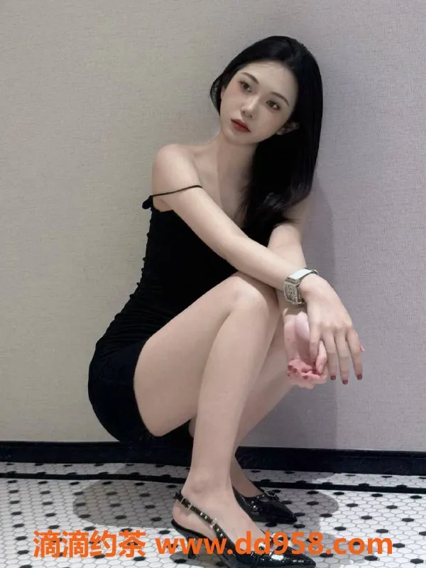 青岛楼凤资源信息,青岛小丫，大学生伴游，身高163，肌肤白皙