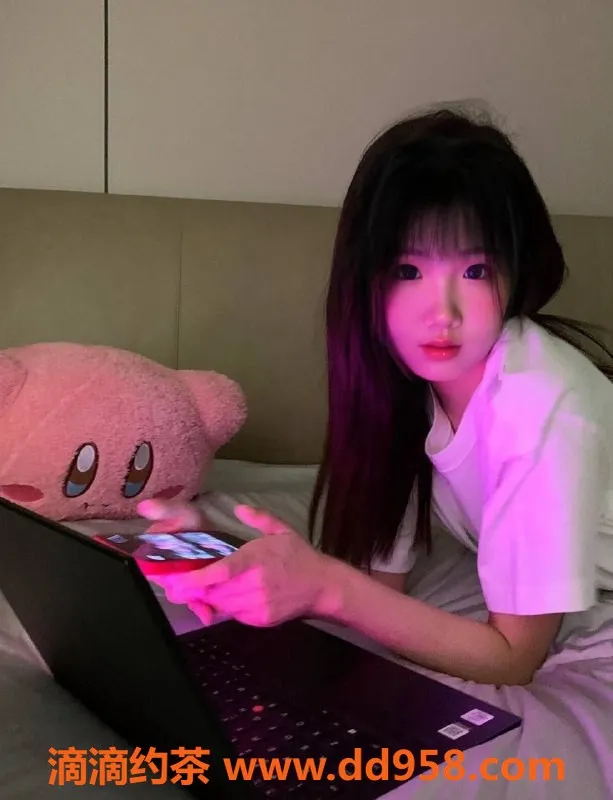 常州楼凤-常州安然，22岁160cm C罩杯，600P起