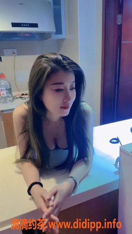 惠州楼凤-惠城萱儿 26岁 36C身材诱惑等你来体验