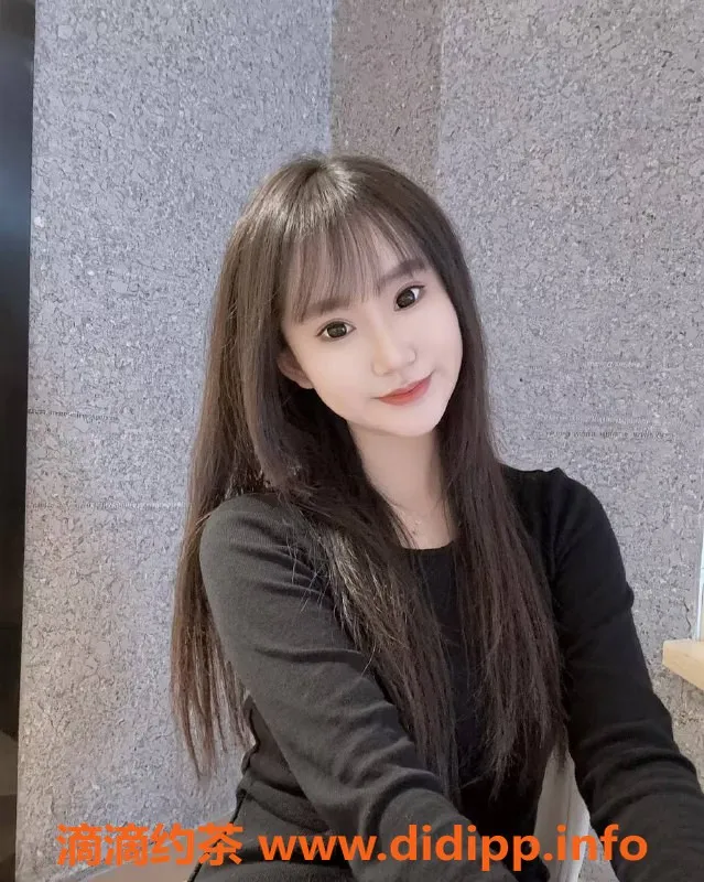 青岛楼凤-城阳区莹莹，170身高，20岁，专享服务体验