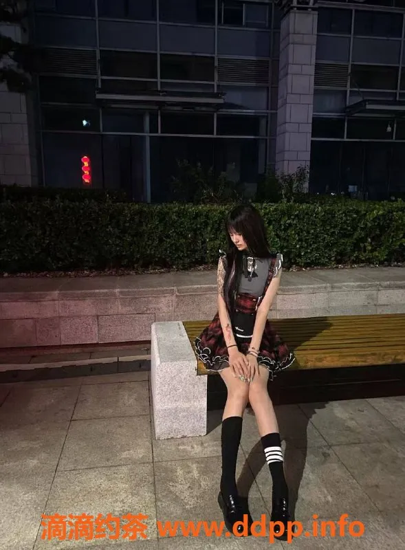 青岛上门服务资源信息,青岛馨馨 18岁青春女神 10张起