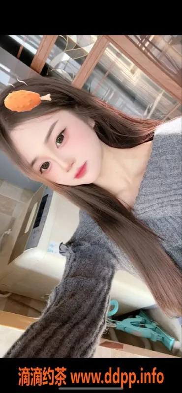 常州楼凤-武进小乖，167cm嫩妹，服务多样等你来体验！