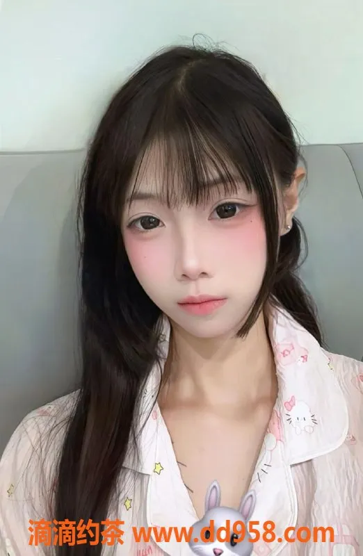 湛江楼凤-18岁灯灯，身高162，温馨陪洗服务800元