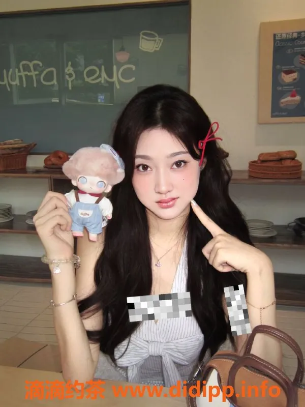 青岛楼凤-天桥区邢哑妹，性感迷人，期待你的光临！