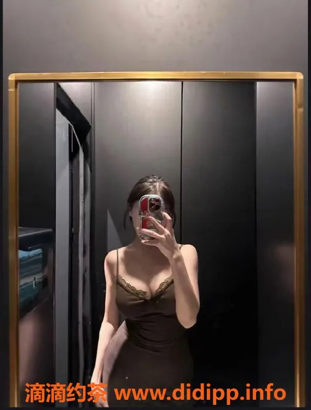 常州楼凤资源信息,武进茶茶，168高100体，陪浴服务，尽享诱惑