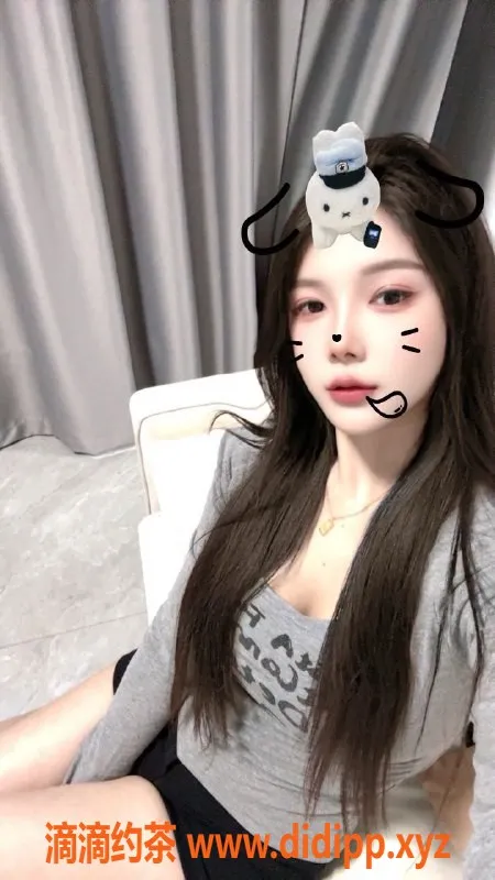 常州楼凤-武进嫩妹雪儿，165高95重，胸围C，陪浴等服务