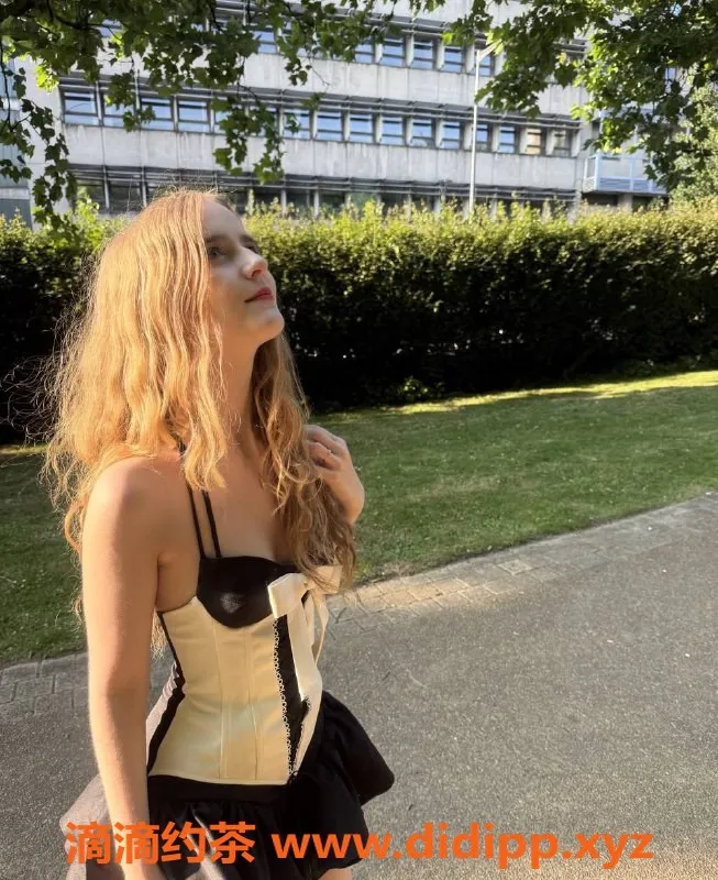 青岛楼凤资源信息,青岛洋酒23岁美少女，170cm56kg C杯